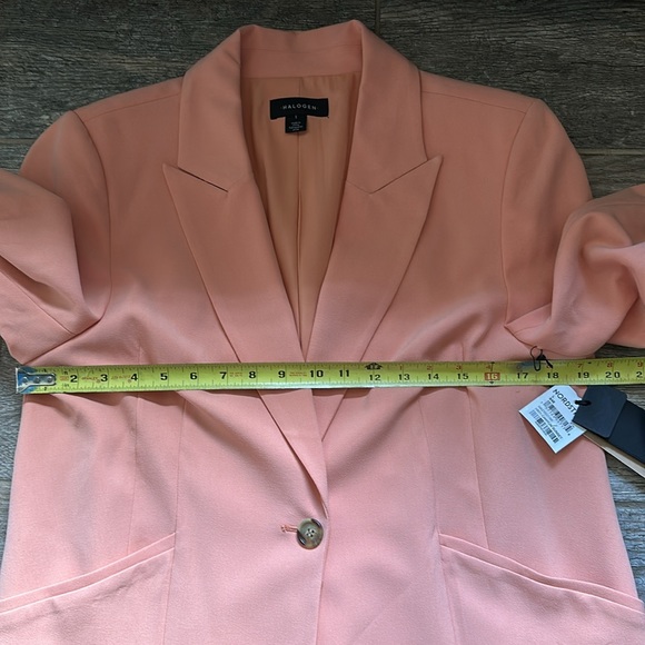 Halogen Darted One-Button Blazer - Picture 4 of 9